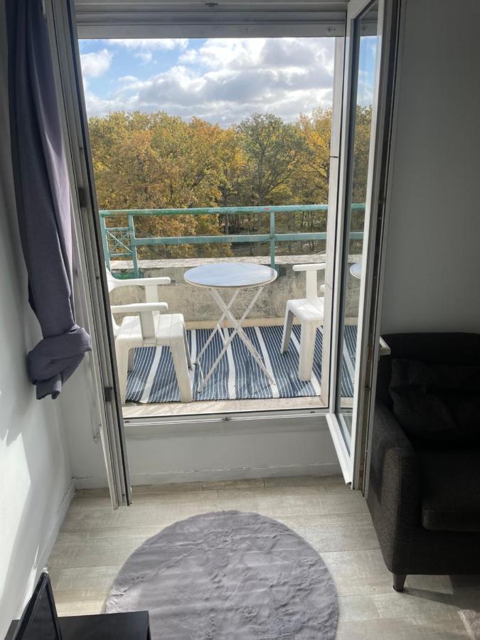 Appartement Cosy En Plein Centre-Ville D Evry Courcouronnes Extérieur photo